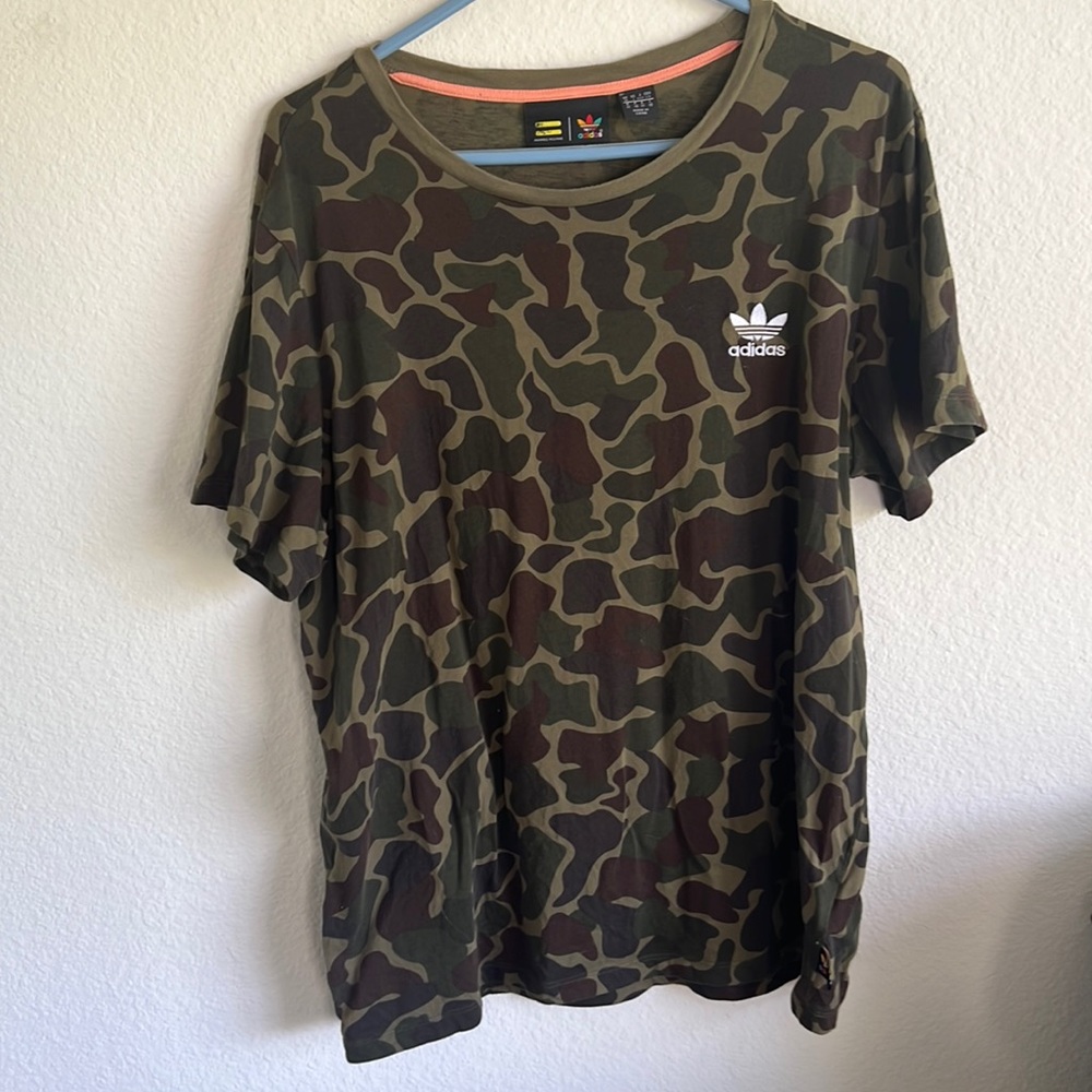 Adidas Pharrell Williams tee
